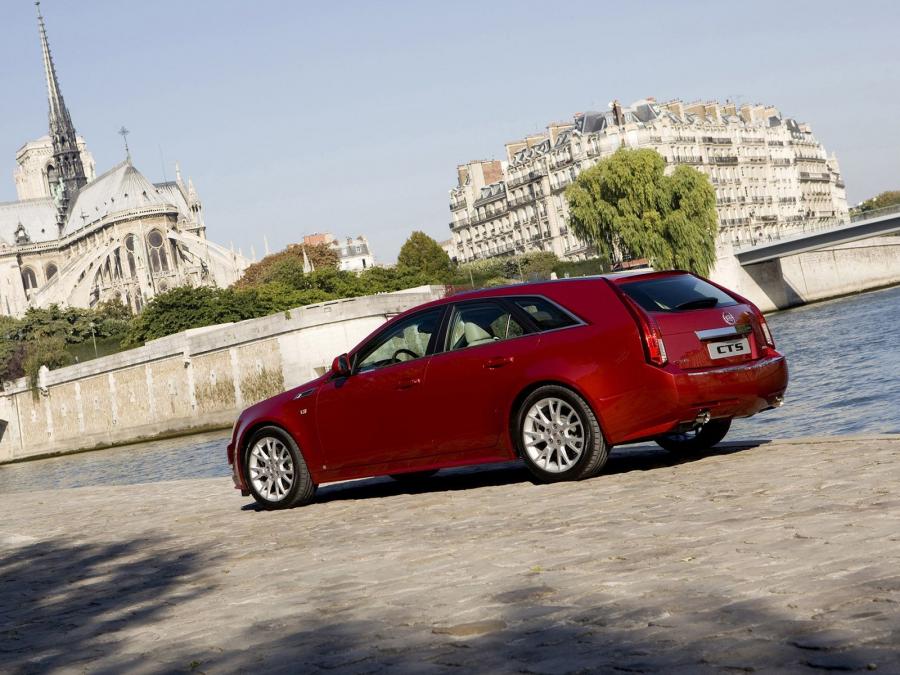  Cadillac CTS Sport Wagon 2008 года  (фото 19 из 68)